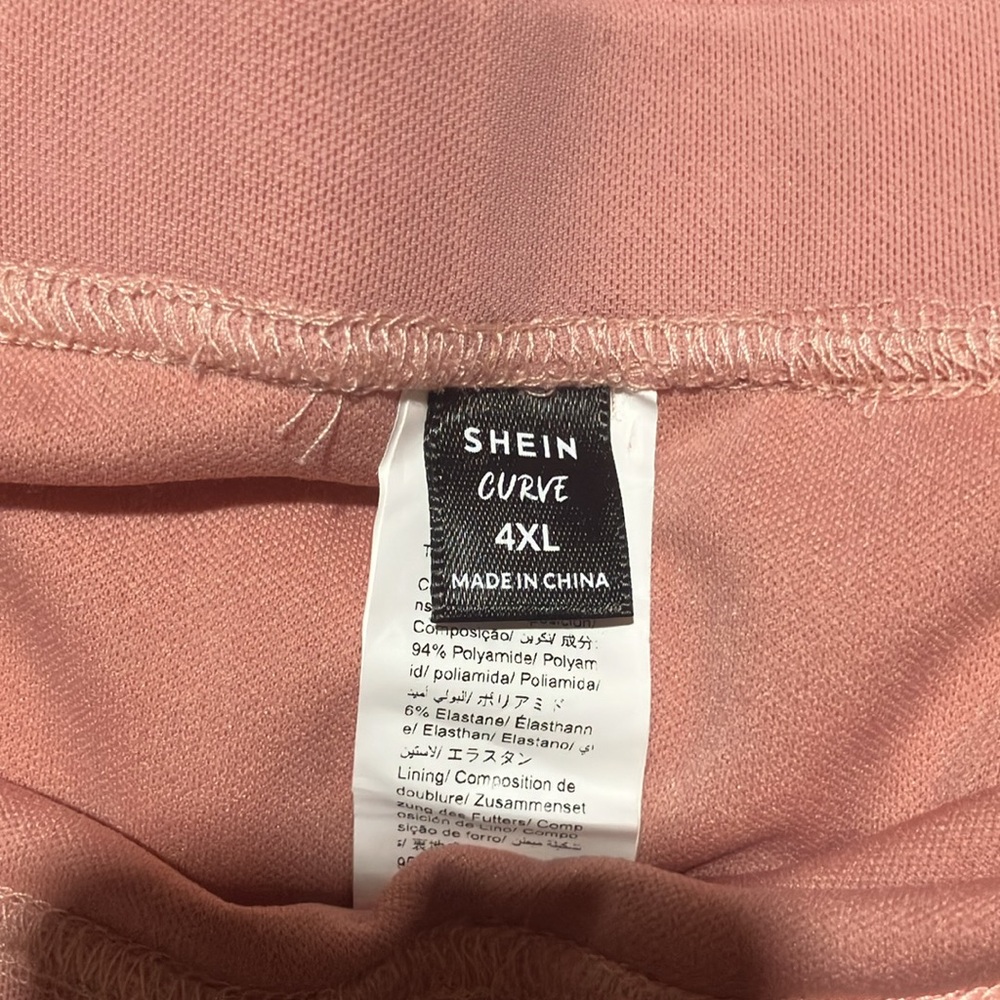 Chic Ruched Two-Piece Swimsuit - Picture 2 of 4